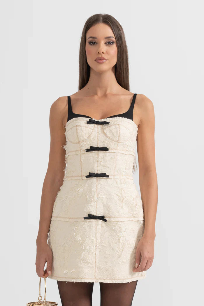 Vestido Com Plumas - Marfim