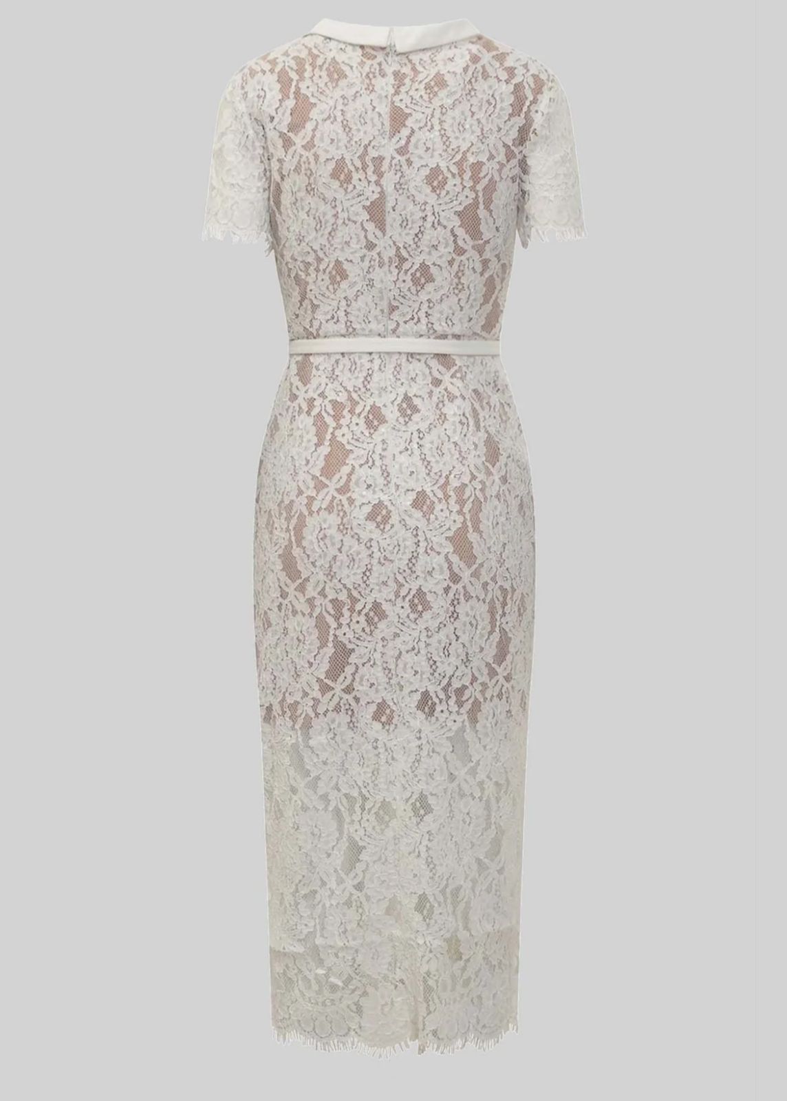 Vestido de Renda com Botões – Silhueta Fina e Detalhes Artísticos