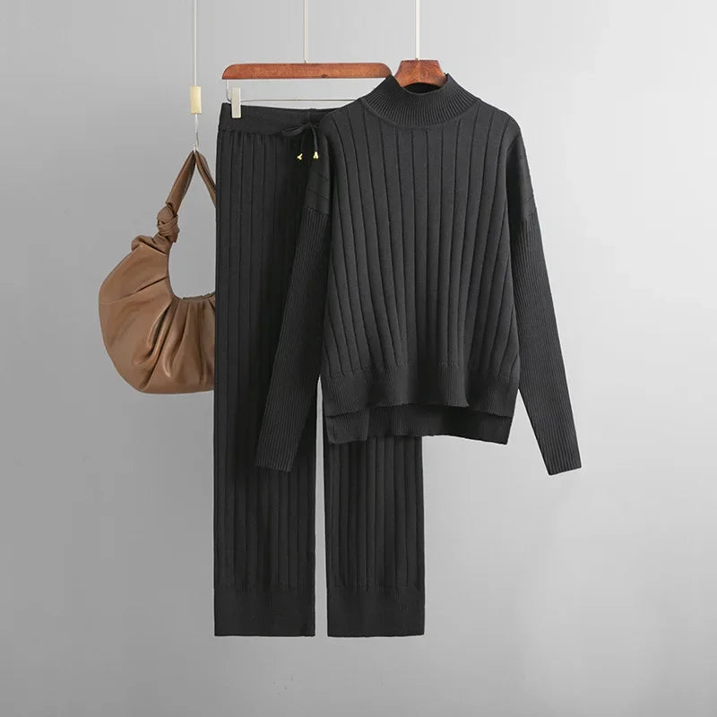 Conjunto Tricô Grosso com Blusa Gola Alta e Calça de Cintura Alta