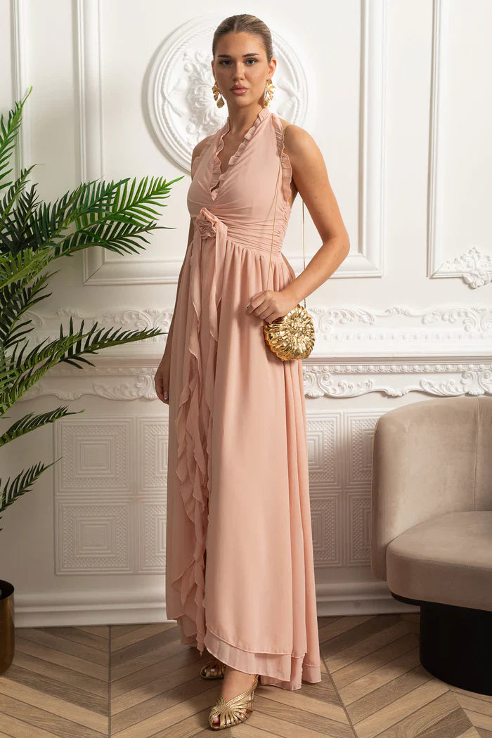 Vestido Longo – Elegante com Gola Halter, Decote com Babados, Cintura Franzida e Detalhe Floral