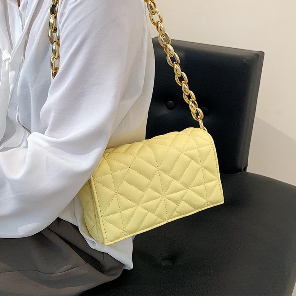 Bolsa Zaha