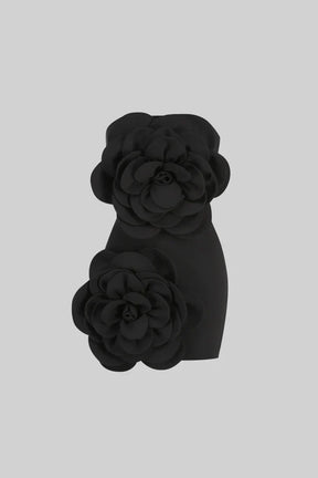 Vestido com Design Floral Volumoso