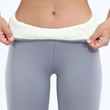 Legging Peluciada Forrada com Lã