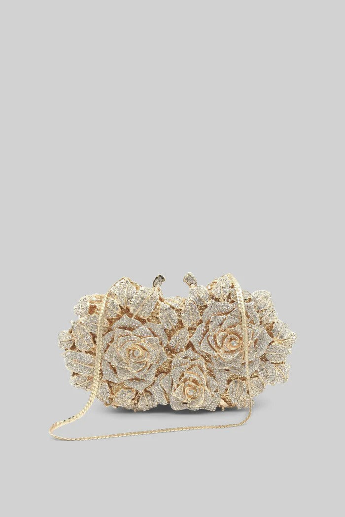 Bolsa clutch com enfeite de cristal